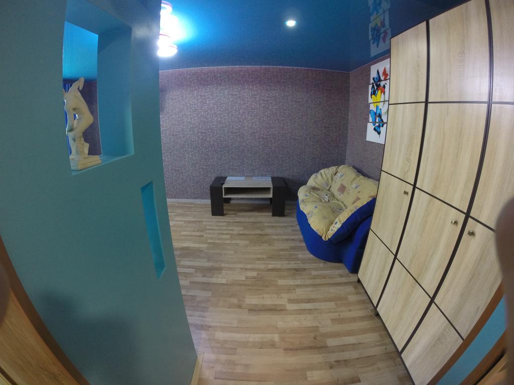 Appartamento Apartmens On Khabarovskaya Kryvyj Rih Esterno foto